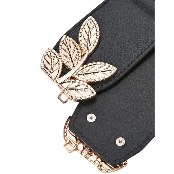 CUPSHE Gold-Tone Laurel Belt NWT - Picture 3 of 5